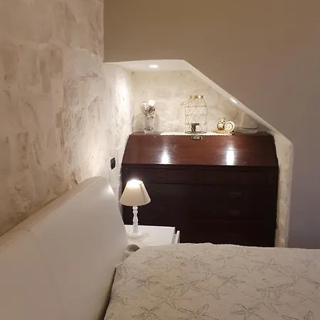 Palazzo Giufa Apartment *