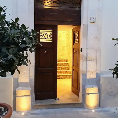 Apartment Palazzo Giufa *